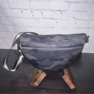 HAUTE SHORE BRETT CAMO BELT BAG Neoprene‎